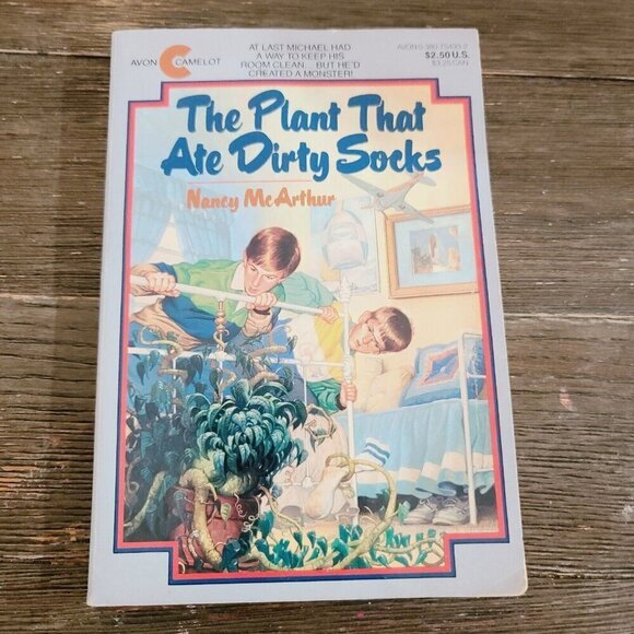 Vintage 80s The Plant That Ate Dirty Socks Nancy McArthur Book Paperback - Picture 1 of 6